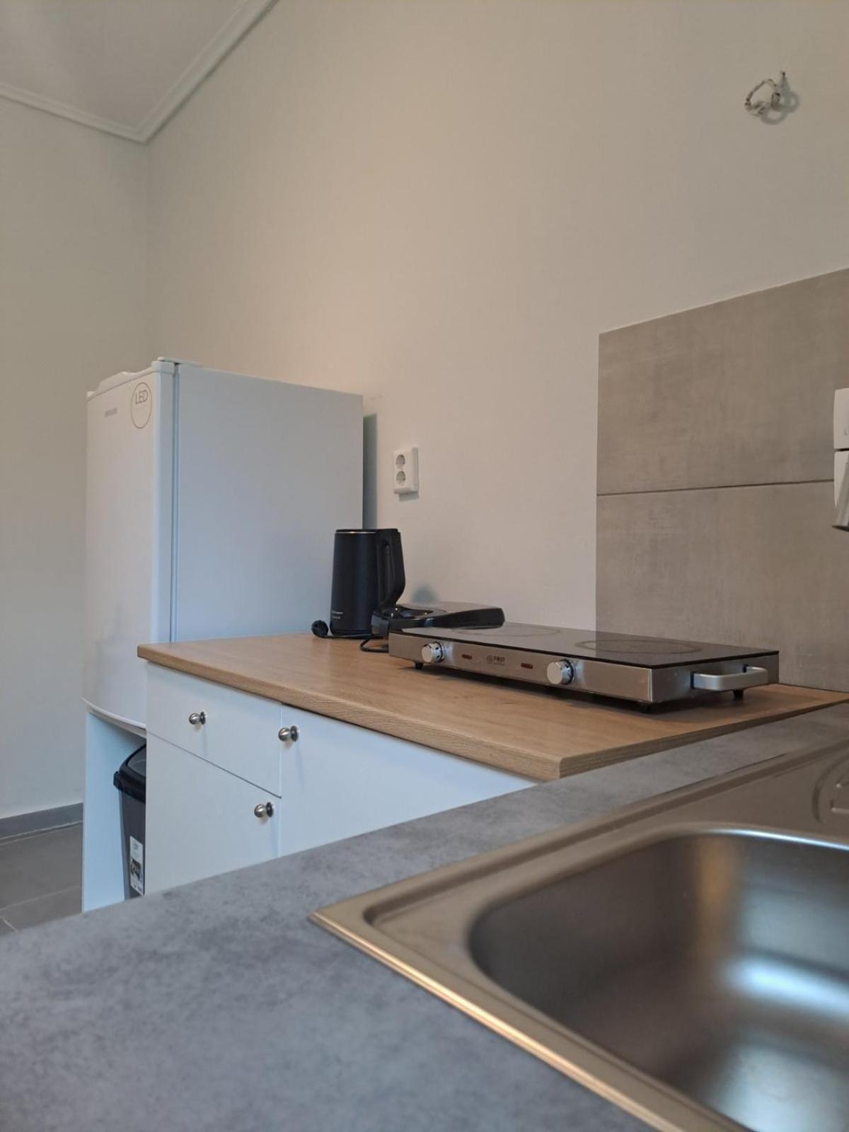 Lysandros Comfortable Apartments In Athens, Near The Metro Extérieur photo