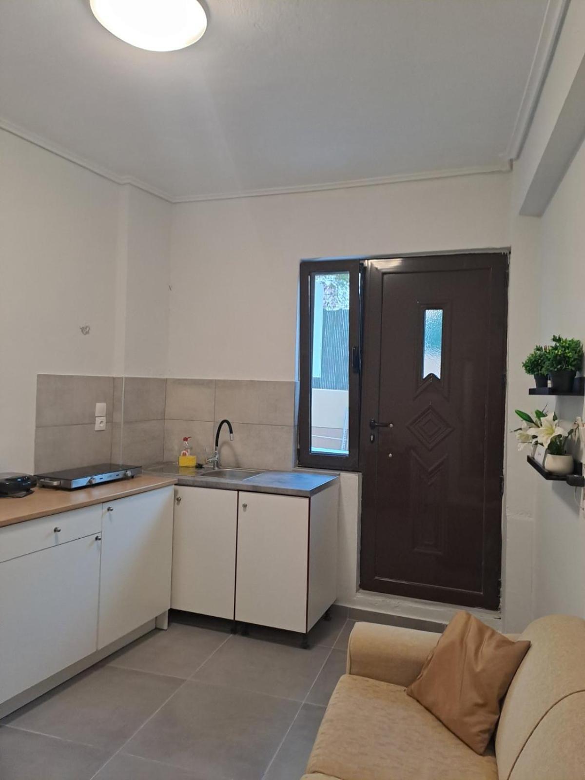 Lysandros Comfortable Apartments In Athens, Near The Metro Extérieur photo